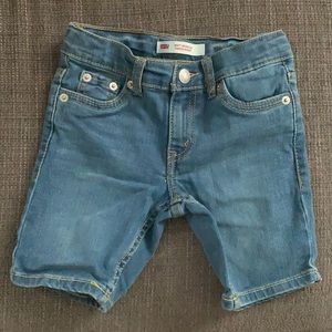 Boy’s Levi’s Denim Shorts, sz 5